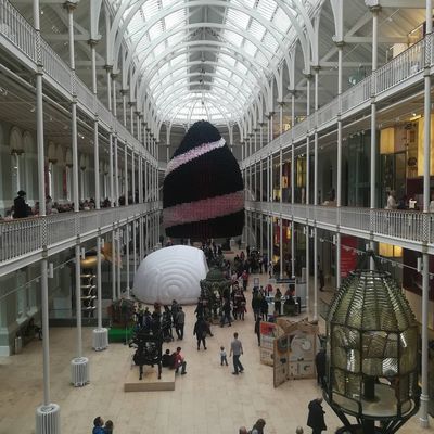 #edinburgh #museum #chambersstreet #balloons